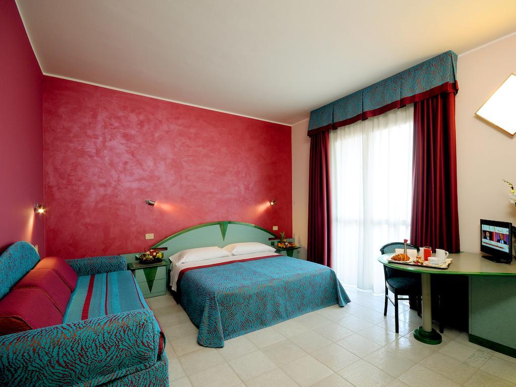 Serena Majestic Hotel Montesilvano Marina Exteriör bild