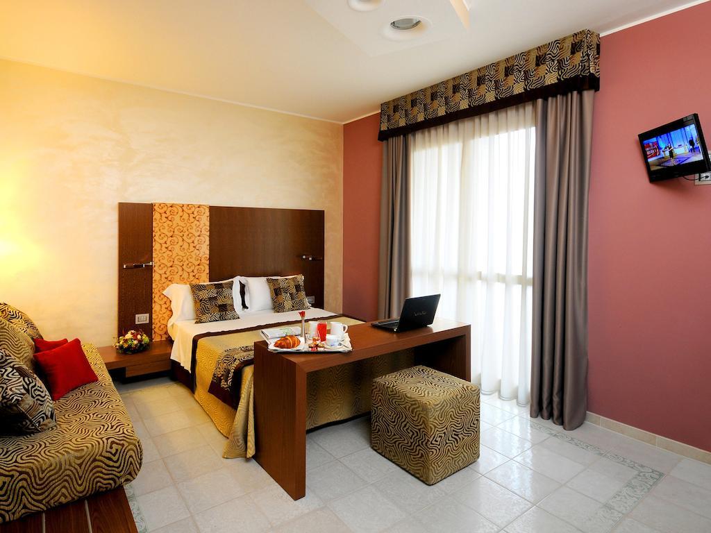 Serena Majestic Hotel Montesilvano Marina Exteriör bild