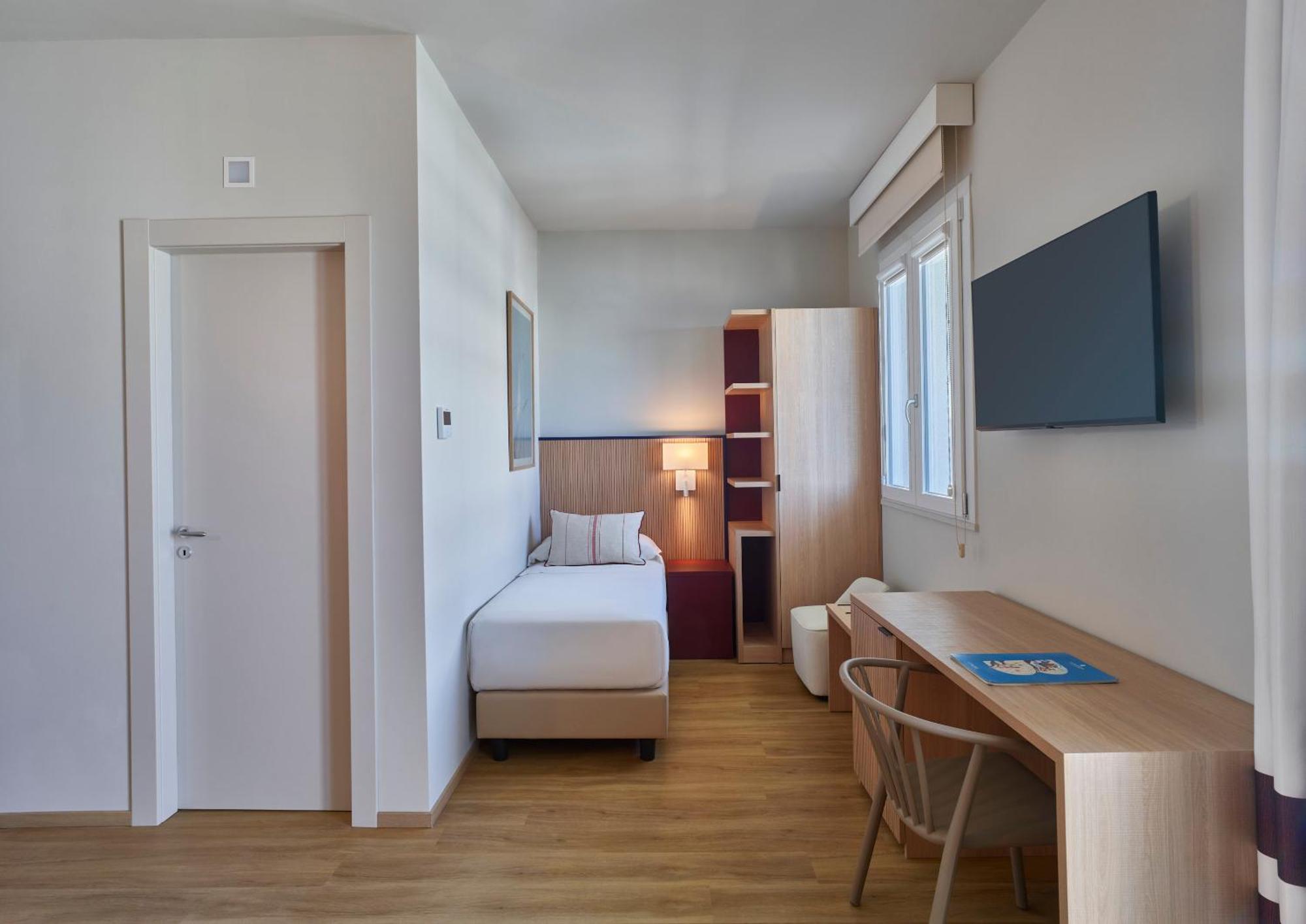 Serena Majestic Hotel Montesilvano Marina Rum bild