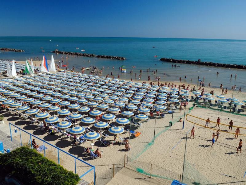 Serena Majestic Hotel Montesilvano Marina Exteriör bild